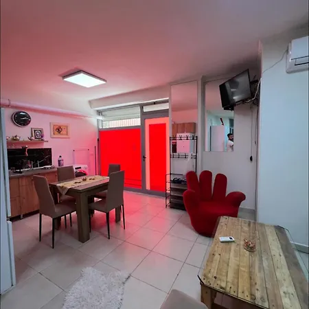 Διαμέρισμα Soft & Peace Flat Near Center 20 Min By Bus *