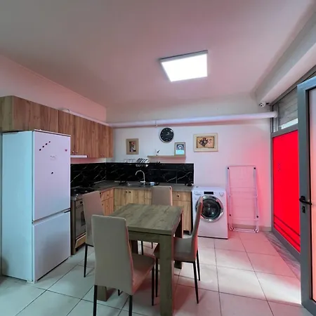 Soft & Peace Flat Near Center 20 Min By Bus *